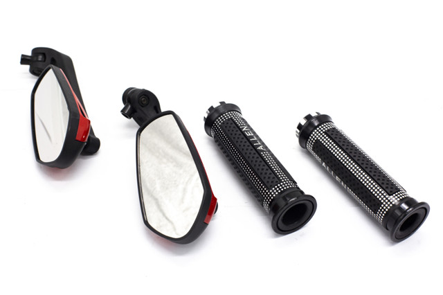 REAR MIRROR & GRIPS